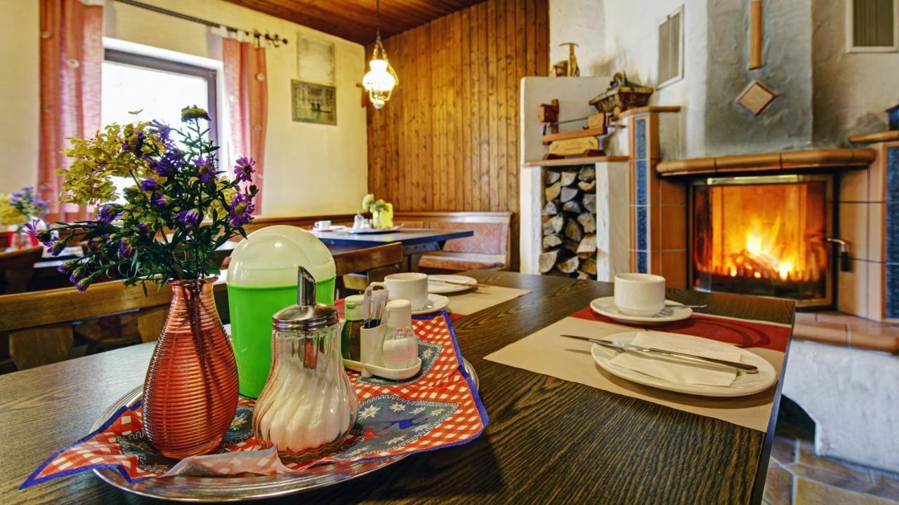 Gasthaus Mooshaeusl Hebertshausen ภายนอก รูปภาพ